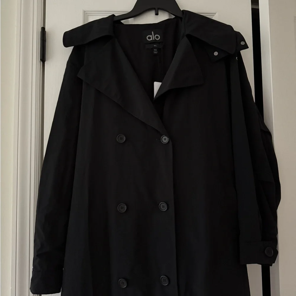 ALO Yoga Daybreak Long Coat Black Hooded Detachable Belt NEW with tag